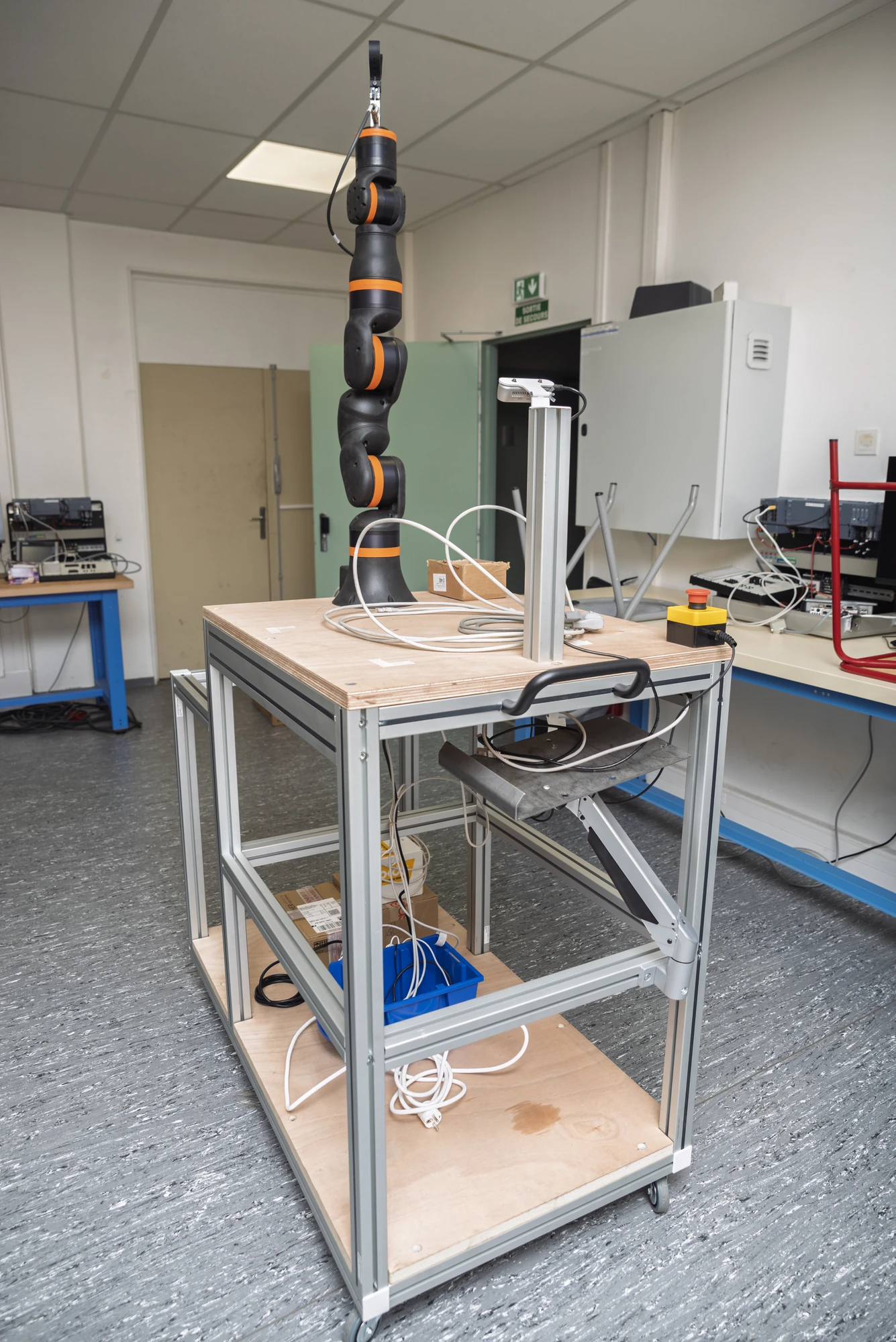 Autonomes Pick-and-Place auf einem igus-ReBeL-Cobot — Abbildung 1